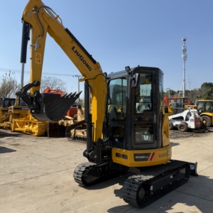 Miniexcavadora Liugong 9035 usada, máquina excavadora de segunda mano asequible de buen rendimiento LIUGONG 9035 en stock para la venta - Product Image 1