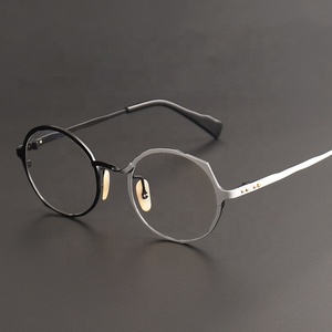 Pequeñas <span class=keywords><strong>gafas</strong></span> <span class=keywords><strong>de</strong></span> titanio <span class=keywords><strong>Gafas</strong></span> Retro Hermoso marco óptico <span class=keywords><strong>Comprar</strong></span> <span class=keywords><strong>gafas</strong></span> en línea <span class=keywords><strong>Gafas</strong></span> negras para damas - Product Image 1