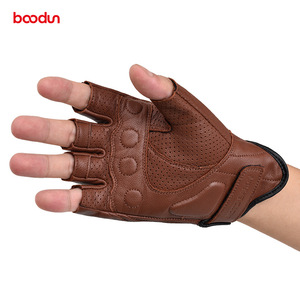 ถุงมือขี่มอเตอร์ไซค์ Moto Baron แบบครึ่งนิ้ว หนังวัว สีน้ำตาล สำหรับทุกเพศ - Product Image 2