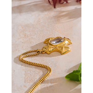 مجوهرات جذابة ذهبية من الفولاذ المقاوم للصدأ بتصميم كلاسيكي من Jinأنت ، قلادة مرصعة بالزركونيا المكعبة اللامعة ، قلادة بياقة متقاطعة من AAA - Product Image 3