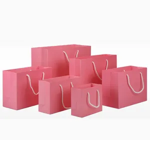 핫 세일 중국 도매 사탕 보석 화장품 선물 의류 쇼핑 중국 새해 선물 종이 가방
