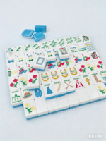 Jeu de tuiles de mahjong américain Derby personnalisé avec logo, en acrylique transparent bleu menthe et roses, à plusieurs couches, de luxe