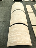 Travertin beige romain naturel d'Italie, en gros, pour revêtement mural extérieur de bâtiments à grande échelle - Perfectstone