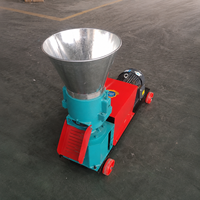 Machine à granulés d'aliments pour bétail et chèvres, équipement de traitement des aliments à moteur électrique, idéale pour les petits ranchs, compacte et pratique pour l'alimentation en pâturage.