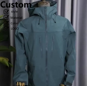 Chaqueta de exterior con capucha y cremallera ligera de alto rendimiento unisex - Product Image 1