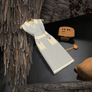 2025 nuovo abito da donna in maglia Casual estivo in stile College <span class=keywords><strong>blu</strong></span> cielo abito <span class=keywords><strong>a</strong></span> <span class=keywords><strong>righe</strong></span> bianche senza maniche <span class=keywords><strong>a</strong></span> matita da donna - Product Image 3