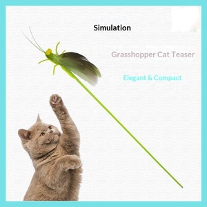 Varita de Juguete Realista con Forma de Gafillo y Plumas Naturales, Juguete de Silicona con Simulación de Insecto para Gatos de Interior - Product Image 3
