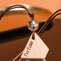 Bouteille de parfum de voiture réutilisable en gros bouchon en bois couleur corde couvercle en bois bouteille d'aromathérapie de voiture bouchon en bois