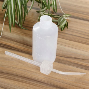 Bouteille à presser pour arroser les plantes, en matériau PP, avec bec flexible, bouteille à presser avec bouchon à vis, bouteille en forme de cylindre - Product Image 4
