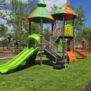 Équipement de terrain de jeu extérieur en plastique sur le thème de la nature pour parcs, communautés et écoles maternelles, certifié ASTM F1487, membre IPEMA - Product Image 3
