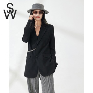 <span class=keywords><strong>Chaqueta</strong></span> de decoración de cadena informal de manga larga sobre <span class=keywords><strong>chaqueta</strong></span> de <span class=keywords><strong>mujer</strong></span> de oficina negra de gran tamaño - Product Image 4