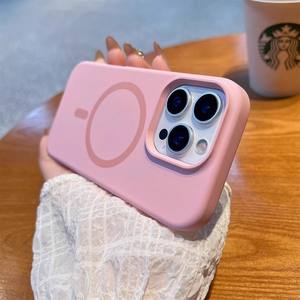 Funda de silicona líquida premium con protección magnética completa a prueba de golpes, adecuada para iPhone 17 Pro Max - Product Image 2