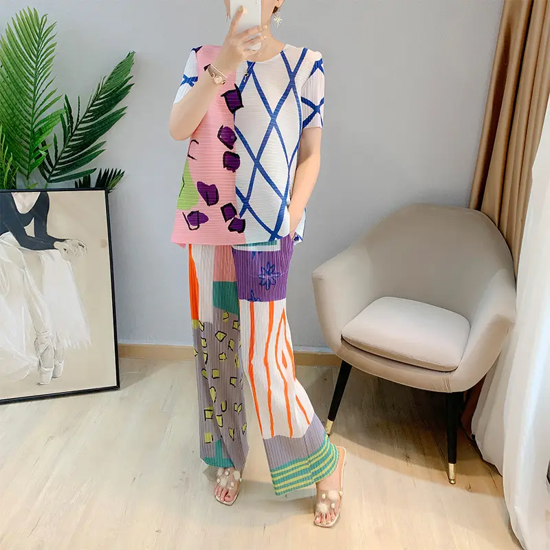 FXZ Miyake pleated suit summer 2021 new pink round collar short sleeve T-shirt and straight pants two pieces suit