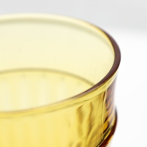 Eleganti Calici da Vino in Vetro Colorato Classico da 250ml, Realizzati a Macchina, con Motivi Geometrici in Rilievo, Lavabili in Lavastoviglie, per Bar e Feste - Product Image 6