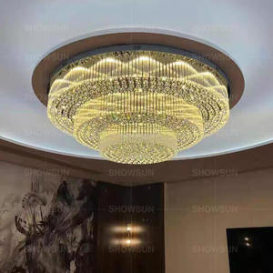 Grand <span class=keywords><strong>lustre</strong></span> rond en cristal pour hôtel, décoration d'intérieur moderne à 3 couches Projet personnalisé en or <span class=keywords><strong>Lustre</strong></span> luxueux pour grande salle de banquer - Product Image 3