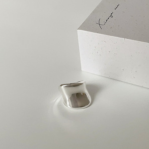 Bagues de surface bombée irrégulière haut de gamme, à bande épaisse et dégradée, en acier inoxydable, bijoux tendance et simples plaqués or - Product Image 5