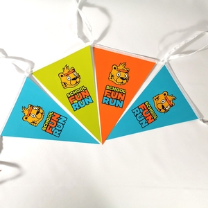 Atacado Personalizado PVC Triângulo Bandeira Poliéster Tecido Impresso Logotipo Pendurado Bandeira <span class=keywords><strong>Triangular</strong></span> para Outdoor Camp Decoração Negócios - Product Image 3