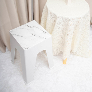 Tabouret en plastique Sichuan Hengfeng 380x380x485mm, design marbre noir, pour usage domestique et en restaurant - Product Image 4