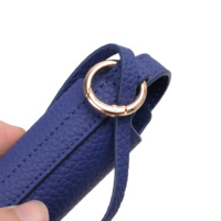 Étui cylindrique pour rouge à lèvres en PU grainé bleu marine, isolant thermique, anti-chauffage, portable, avec sangle de poignet et anneau métallique