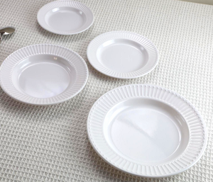 Il Lussuoso Piatto in Melamina Bianco Puro è Adatto per Ristoranti di Alta Classe per Servire Bistecca e Spaghetti - Product Image 4