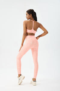 Atmungsaktives Yoga-Activewear-Set für Damen mit elastischem Bund – Top mit Cut-Out-Rücken + schnelltrocknende Sportbekleidung mit Logo vorne - Product Image 4