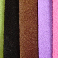 Feutre synthétique coloré en fibres non tissées, adapté aux décorations de Noël ; doux, respirant et personnalisable