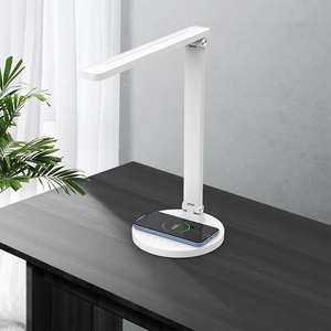 Đèn Bàn <span class=keywords><strong>LED</strong></span> Học Tập Có Thể Gập Lại Bán Chạy Nhất Với Bộ Sạc Không Dây Và Đèn Bàn Sạc Cổng USB Làm Mờ Cảm Ứng Để Chiếu Sáng Bàn - Product Image 2