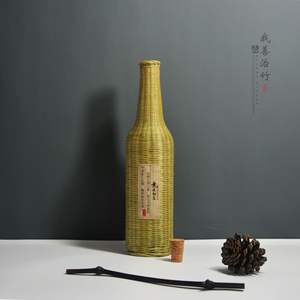 Juego de Regalo Ecológico con Barril de Vino de Bambú y Embalaje de Botella de Seda - Diseño Artesanal con Flores y Estilo Antiguo - Product Image 4