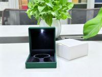 Boîte à bijoux LED vert foncé en gros, boîte à bracelet LED vert foncé, logo personnalisable