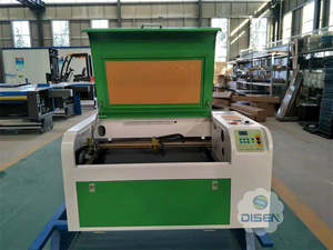 Mini máquina de grabado láser para escritorio, fabricante al por mayor, rápida, 460 <span class=keywords><strong>co2</strong></span>, 60w, tarjeta de identificación de pvc, cerámica, plástico, cristal, madera, cnc - Product Image 2