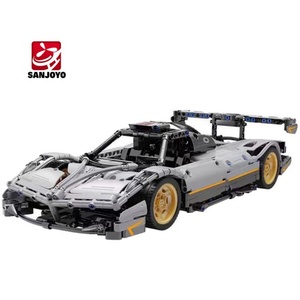 SANJOYO 969 pièces Briques Technic Modèle de Voiture Blocs de Construction Série Trafic Urbain Échelle 1:12 Télécommande 50m Jouets d'Assemblage Cadeau - Product Image 1