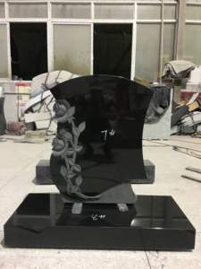 Детская Статуя Ангела полированная похоронная надгробия надгробие с резным черным сердцем - Product Image 5