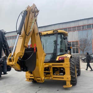 Tractopelle 4x4 diesel neuve à vendre – Chargeuse sur pneus et <span class=keywords><strong>pelle</strong></span> rétrocaveuse pour travaux de construction - Product Image 4
