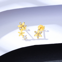 CZCITY 925 Sterling Silber Asymmetrische Blumen-Ohrstecker Vergoldet Kubische Zirkonia Blumen-Ohrringe Feiner Schmuck Geschenk für Frauen
