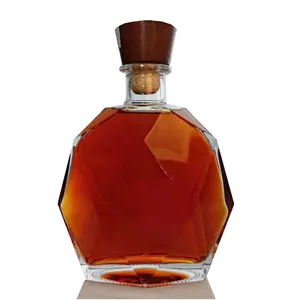 Chai Thủy Tinh Gin Tam Giác 700Ml <span class=keywords><strong>750Ml</strong></span> Rượu Brandy Vecchia Romagna Etichetta Nera Chất Lượng Cao Hàng Đầu Có Sẵn Hàng Xuất Khẩu - Product Image 1