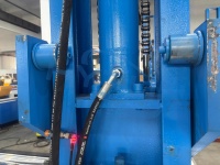 Machine à rouler les tôles à 4 rouleaux robuste avec moteur de 5,5 kW pour l'acier inoxydable et l'aluminium, épaisseur de 8 mm, largeur de 1500 mm, personnalisable