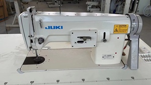 Machine à broder Jukis d'occasion 391 271 Machine à coudre à une aiguille à point noué en zigzag Machine à broder et à coudre - Product Image 2