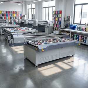 Stampante UV flatbed automatica per design regalo e custodie per telefoni con inchiostro per stampanti a getto d'inchiostro - Product Image 2