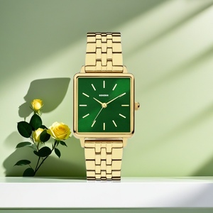Montre de Luxe à Quartz pour Femme, Carrée 28.5*35.8mm, Plaqué Or 14K, Bracelet en Acier Inoxydable, Logo Personnalisé, Fournisseur ODM Chine - Product Image 3