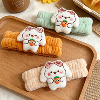 Headband Boneka Kelinci Lucu untuk Wanita dan Anak Perempuan, untuk Spa, Cuci Muka, dan Ikat Rambut, dengan Motif Wortel dan Ikan, dari Bahan Microfiber Bergaris, Kawaii, Grosir