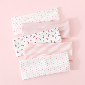 Diademas anchas personalizadas con estampado rosa |   Directo <span class=keywords><strong>de</strong></span> Fábrica |   Turbante Elástico con Rayas y Corazón Floral - Product Image 3