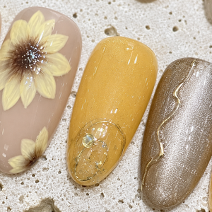Faux ongles en amande faits à la main avec motifs floraux 3D brillants pour l'été - Product Image 5