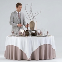 Nappe ronde double couche personnalisée ELIYA pour hôtel avec jupe plissée