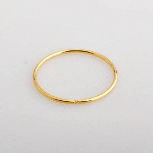 2025 New Fashion Luxury 18K Gold Plating Round Coil One Diamond Ring Stainless Steel Cold Wind Style Ring for Women