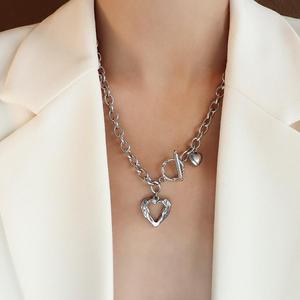 قلادة بمشبك من الإستانلس ستيل, قلادة بمشبك من الإستانلس ستيل طراز كوبي ، طراز 18k ، وغيرها - Product Image 4