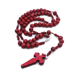 Collier de prière en bois fait main avec pendentif croix, perles de 6x7mm, bijoux pour cérémonies religieuses - Product Image 1
