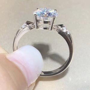 Anello elegante da donna, stile romantico, design intarsiato, gioielli alla moda per tutti i giorni - Product Image 4