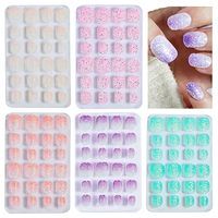 Faux ongles en plastique autocollants courts à couverture complète, motif arc-en-ciel, kits de nail art pré-dessinés, autocollants pour ongles, pour doigts