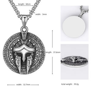 Maschera vichinga spartana retrò Cross-border collana uomo in acciaio titanio collana all'ingrosso casco fatto a mano collana da uomo - Product Image 3