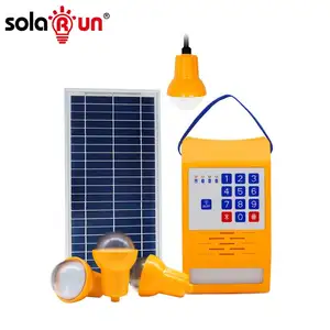 PAYG güneş ev sistemi temel ihtiyaçları ile aydınlatma ve telefon şarj